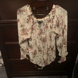 Barely worn flowered blouse